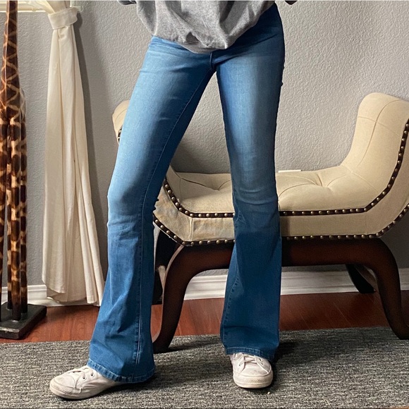 Flared Jeans - Picture 3 of 8